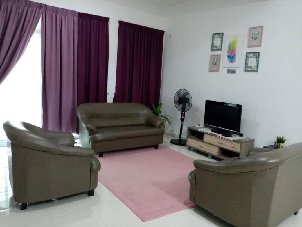 Homestay Seri Takir Kuala Terengganu Exterior photo